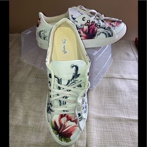 Neefs floral sneakers ***read description for sizing***